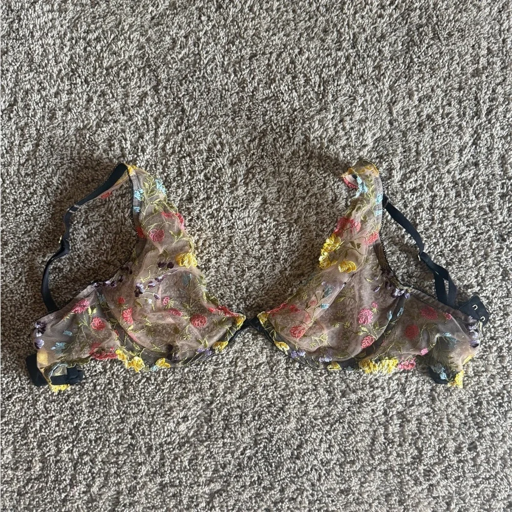 Victoria Secret Floral Embroidered Sheer Balconette Bra - Multicolor​​ - Picture 2 of 2